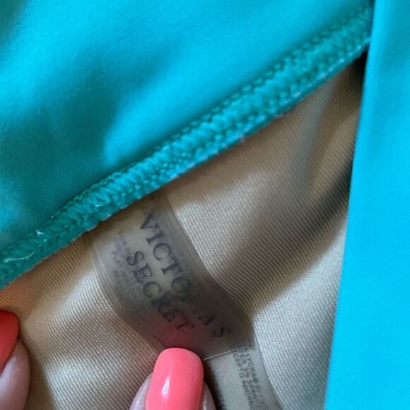 Victoria's Secret Turquoise Bikini Bottoms - Size XS - Picture 2 of 3
